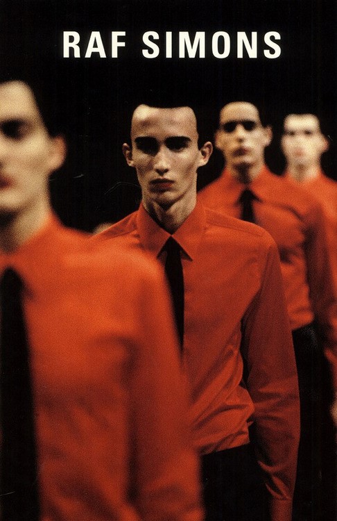 Raf Simons F/W 1998 inspired by Kraftwerk《Man Merchine》(1978)