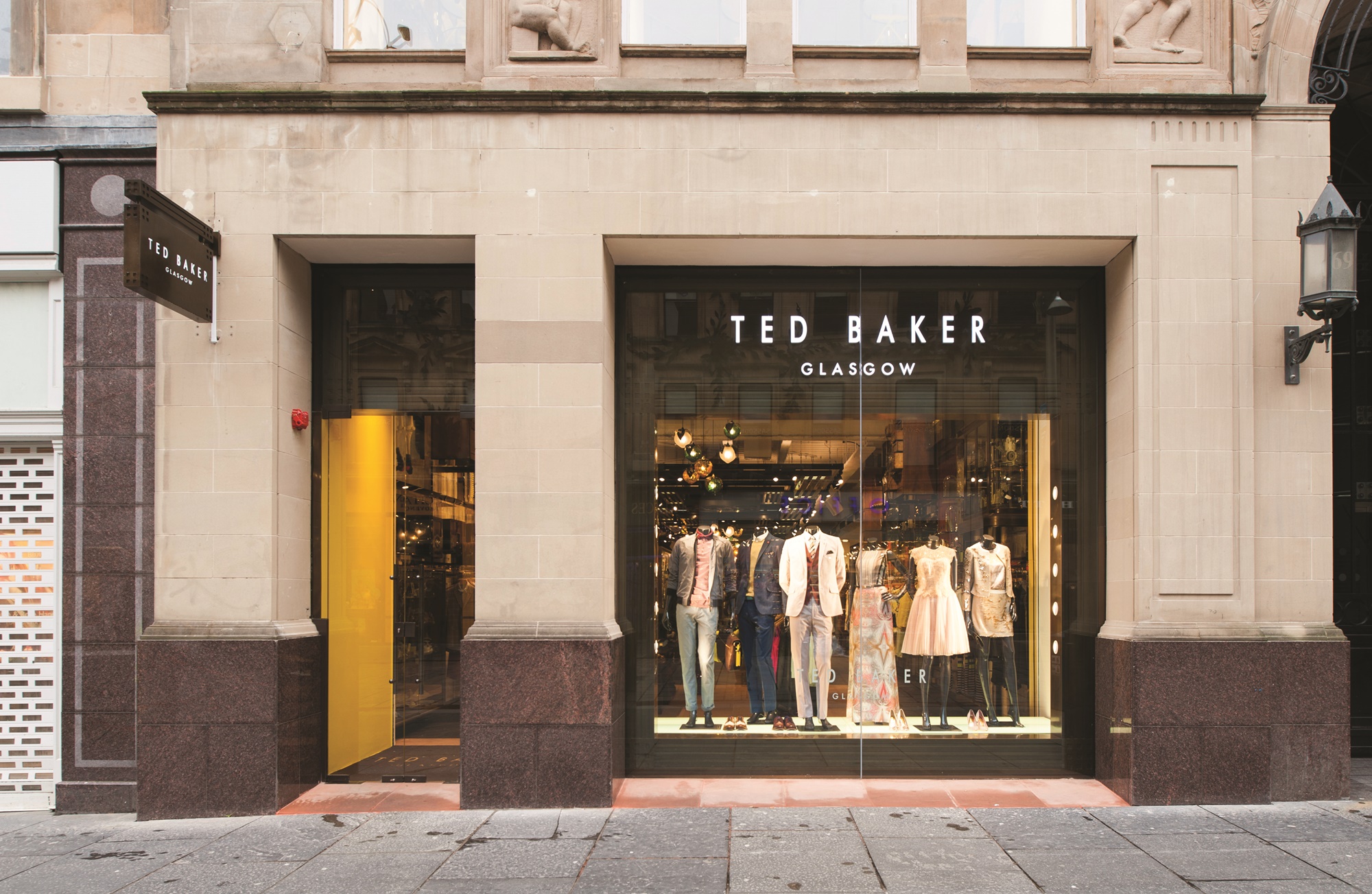 希望成為世界上對員工最好的品牌 Ted Baker Heaven Raven Heaven Raven 希望成為世界上對員工最好的品牌 Ted Baker Heaven Raven Heaven Raven
