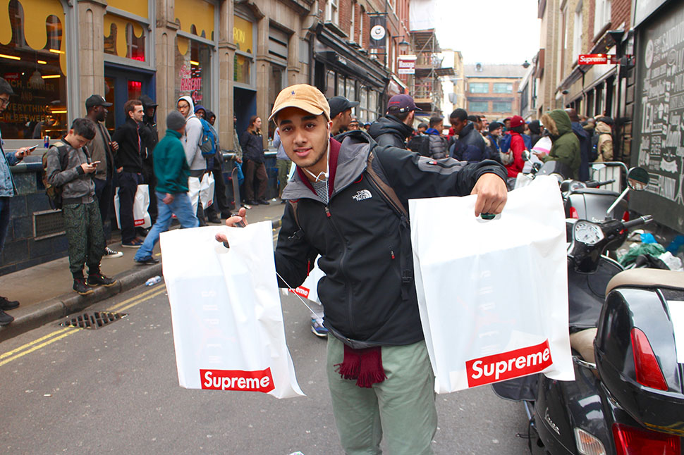 Supreme-x-Nike-Air-Jordan-V-London-Release-Recap-3