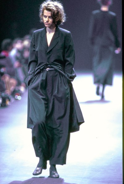 COMME-DES-GARCONS-FALL-1992-RTW-59-SANDRA-BERNHARD-CN10042007