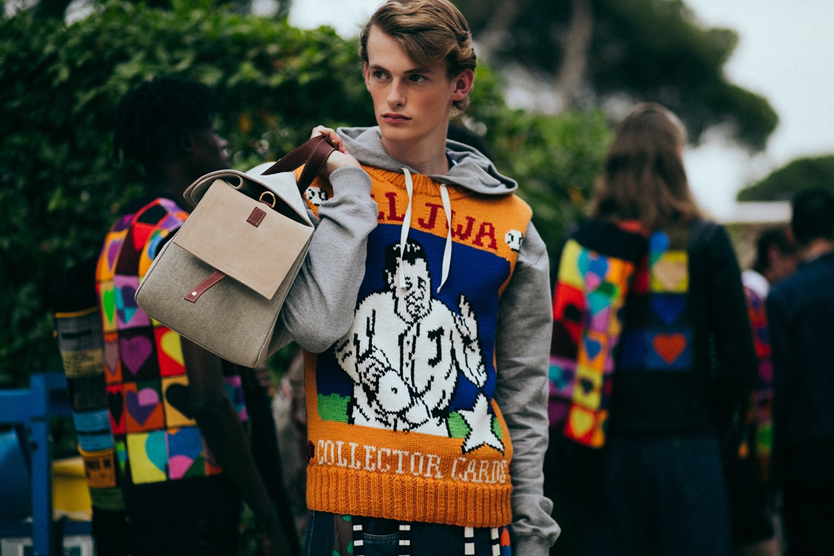 http-hypebeast.comimage201706JW-Anderson-Backstage-Spring-Summer-2018-34