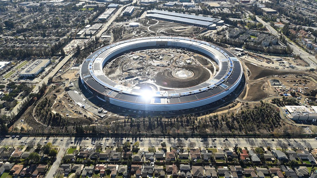 apple-campus-2-iphone-design