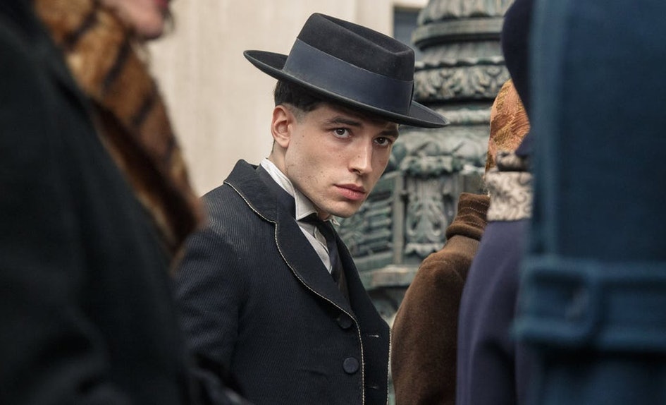 31e2da1c-c9d4-4db0-9ae4-5291bf84579e-ezra-miller-as-credence-barebone-in-fantastic-beasts-where-to-find-them